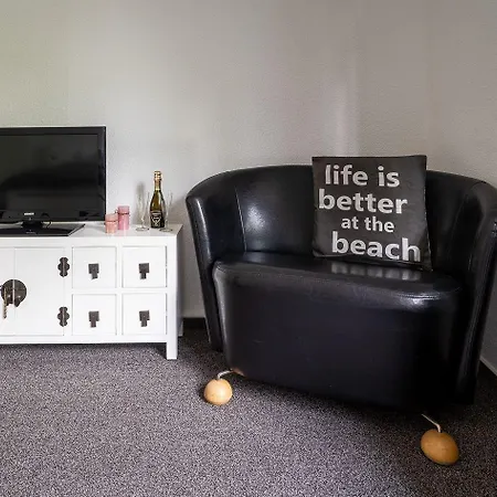 Holiday home Gemuetliches Mit Grossem Balkon Ahrensbok
